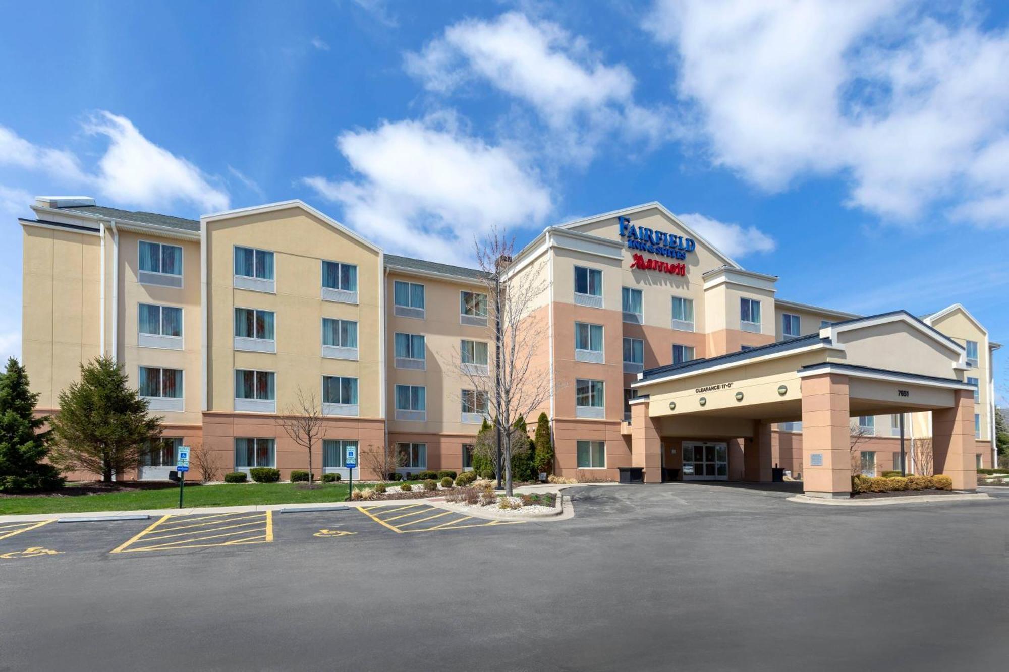 Fairfield Inn & Suites By Marriott Rockford Exterior photo
